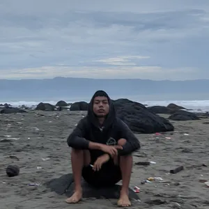kita adalah remaja yang menasihati satu sama lain padahal masih mempunyai masalah