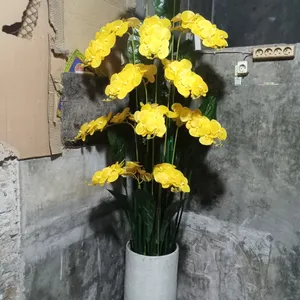 Menunggu berbuka puasa 