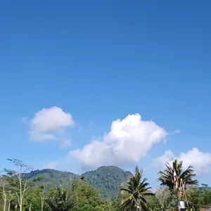 Komedi