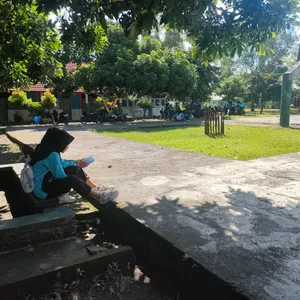 HIDUS HARUS JALAN