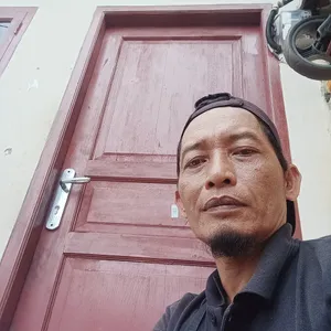 Edukasi dan motivasi