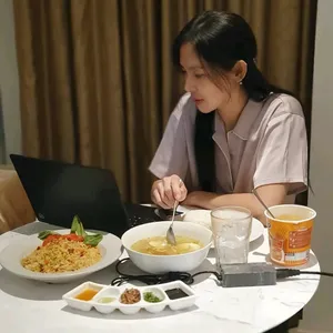 Makan martabak