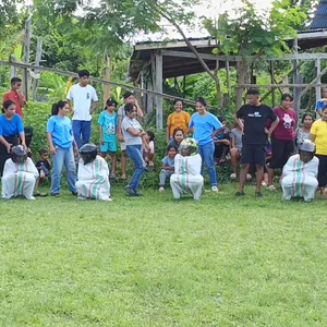 Lomba Balap karung
