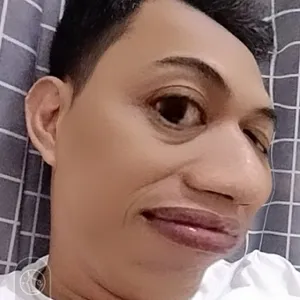 Komedi