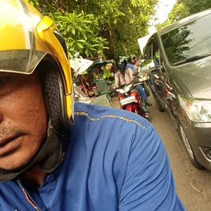 Mlaku gak mlaku