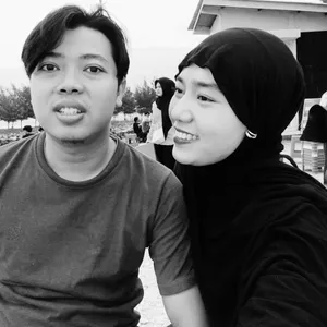 Bercerita tentangnya