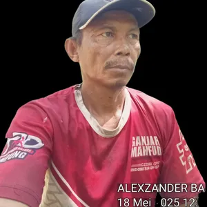 buka sadap karet.