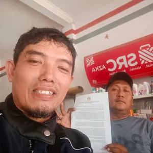 Sales penjual rokok 