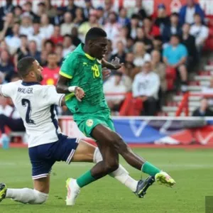 'Menipu Karier!' - Walker Dituduh 'Tidur' Saat Kalah dari Senegal