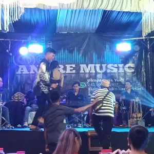 EKA AYU ANDRE MUSIC 