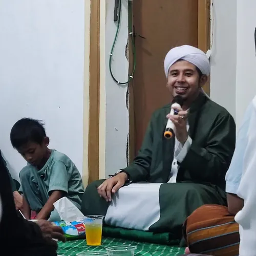 Kajian Hadits_ Mukhtaarul Ahaadiits, (Laki-laki yang dimurkai Allah Swt.) 