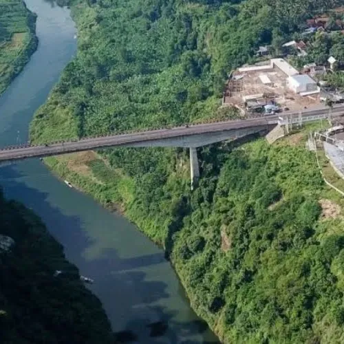 Mitos Mistis dan Legenda Sungai Citarum