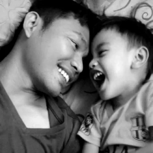 Tersenyumlah by Andrian 