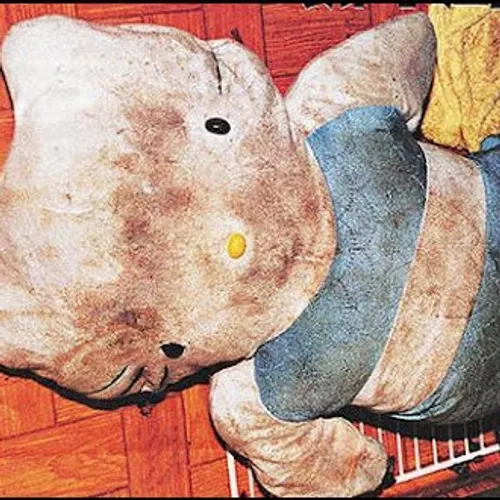 Murder Hello Kitty Pembuhuhan Sadis dan Berhantu