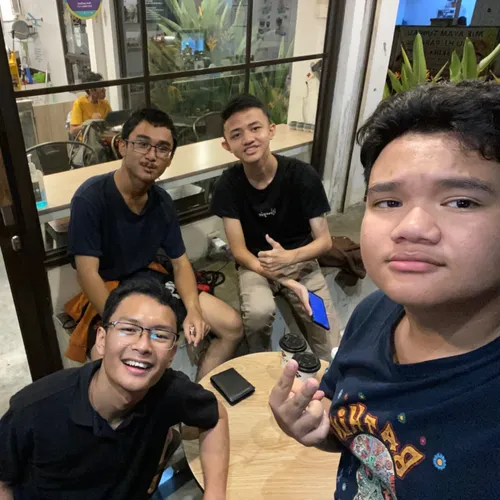 Lagi bahas buat lomba film