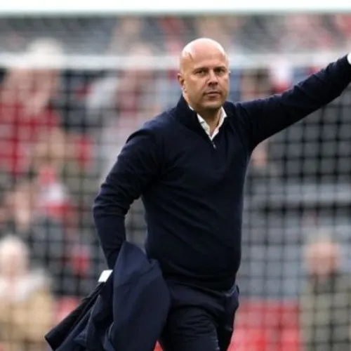 Kabar Update: Slot Meniru Sven & Samai Rekor 88 Tahun Liverpool Dengan Kemenangan Man United