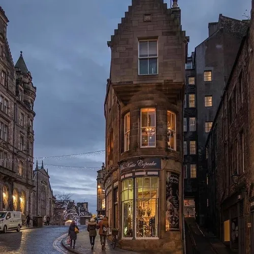 Podcast 13 - Nurfalah Lutfiani - Stadt