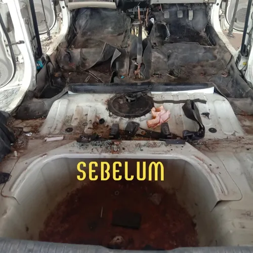 Clean up Avanza bekas terendam banjir