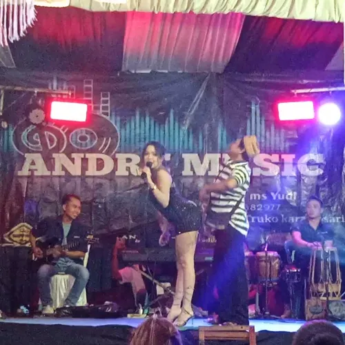 EKA AYU ANDRE MUSIC - LIVE TRUKO - KARANGSARI , 24 Juni 2025