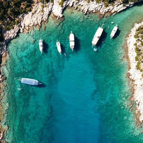 Keindahan alam laut dan sekitarnya 