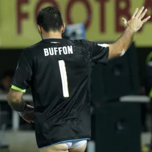 #4 BOLA BAGIAN DARI GAYA HIDUP 