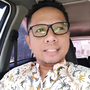 Biography of an Indonesian Legal Figure MUHAMMAD ARI PRATOMO or MuhammadAriLaw