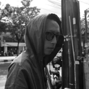 64. ISI OTAK KAMU APA SIH? - MEMBEDAH ISI KEPALA TEMAN SAYA ft. Thaddeus Yudha (TMLESS ID)