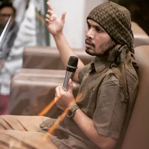 Butuh Waktu Untuk Sendiri - Ustadz Hanan Attaki