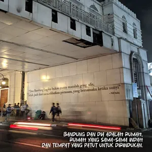 dan seluruhnya ada di bandung