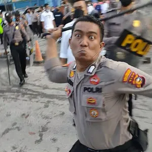 POLISI BAIK