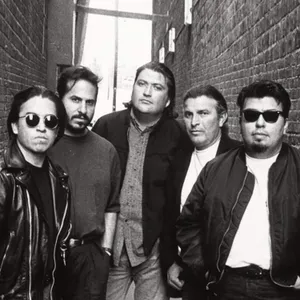 Before the Breakthrough: Los Lobos